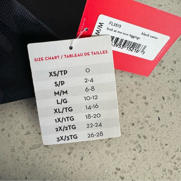 Spanx look at me now leggings black Camo size medium - Picture 5 of 9